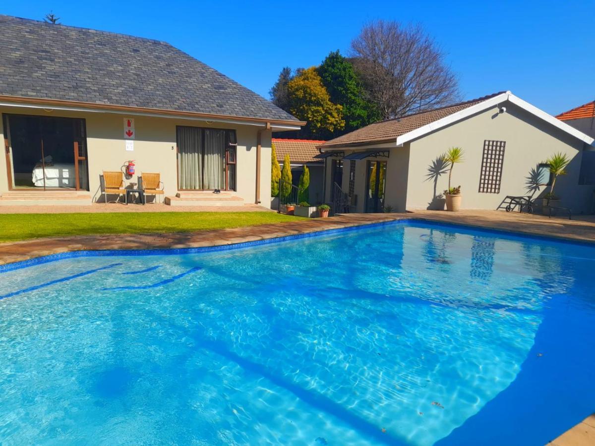 47 On Preston Guesthouse Johannesburg Exterior foto
